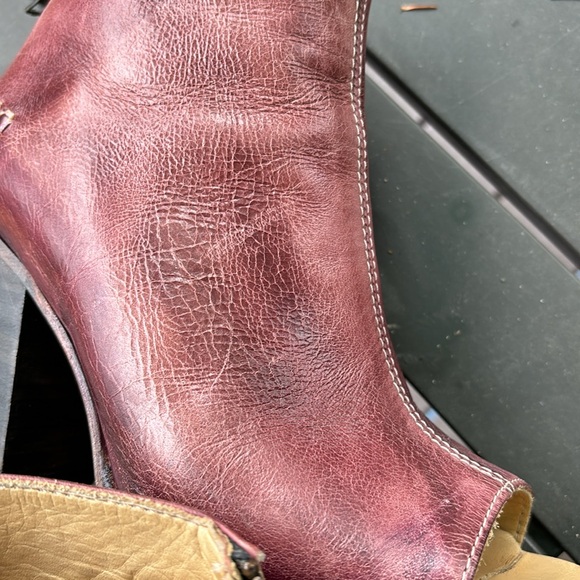 Bed Stu Onset leather peep toe booties, stacked heel, 8.5 - Picture 15 of 16